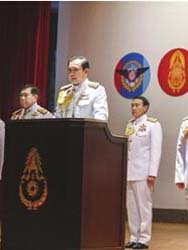 泰国前总理英拉恢复自由 巴育今日出任当局领导人